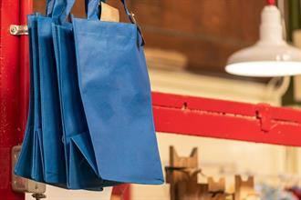 packaging-bag-nonwovens-low-rez-adobestock_239941386.tmb-ze-380-220
