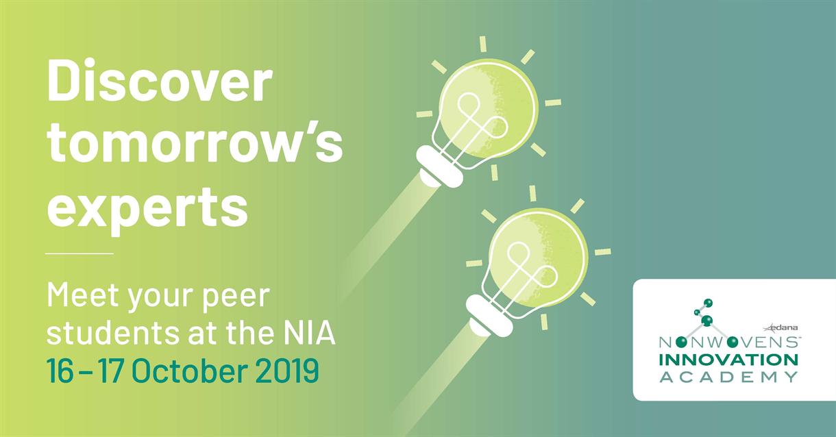Discover students at the NIA